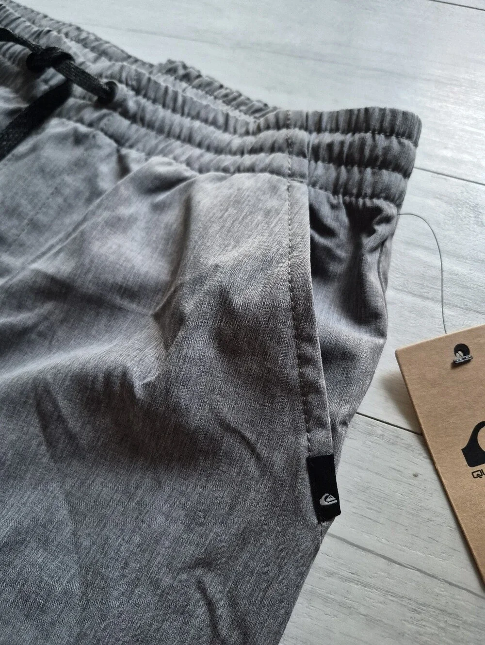 Quiksilver taxer amphibian